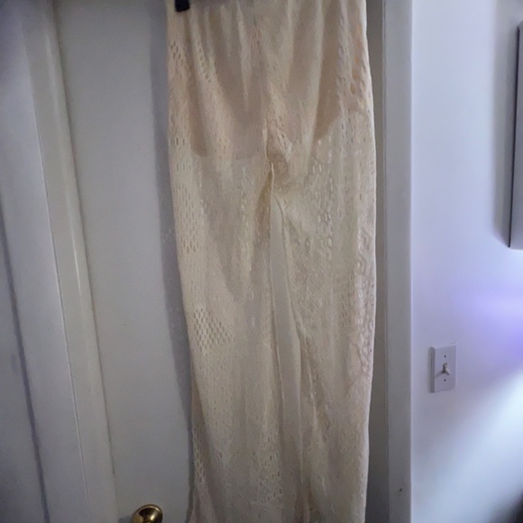 Lace pants and sheer top - Picture 2 of 6